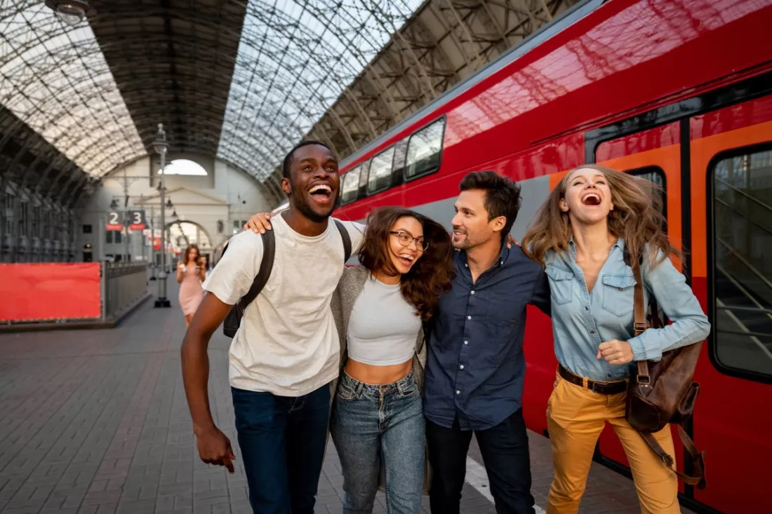 Mit Freunden im Zug durch Europa